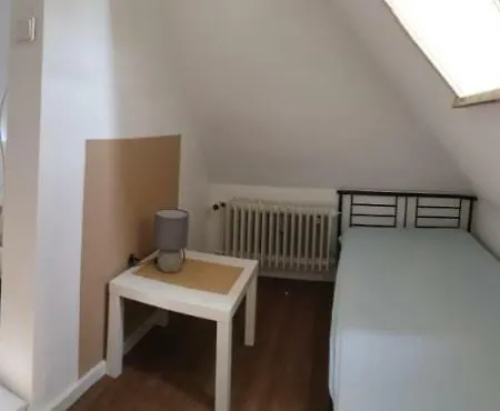 Δωμάτια σε οικογενειακή κατοικία Gaestehaus Cremlingen